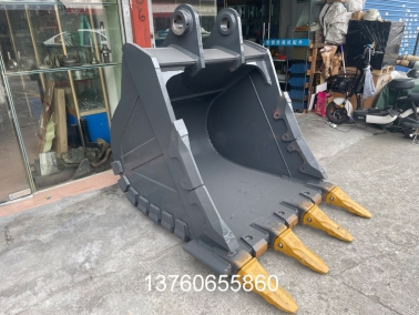 CAT325 1.3方岩（yán）石挖鬥